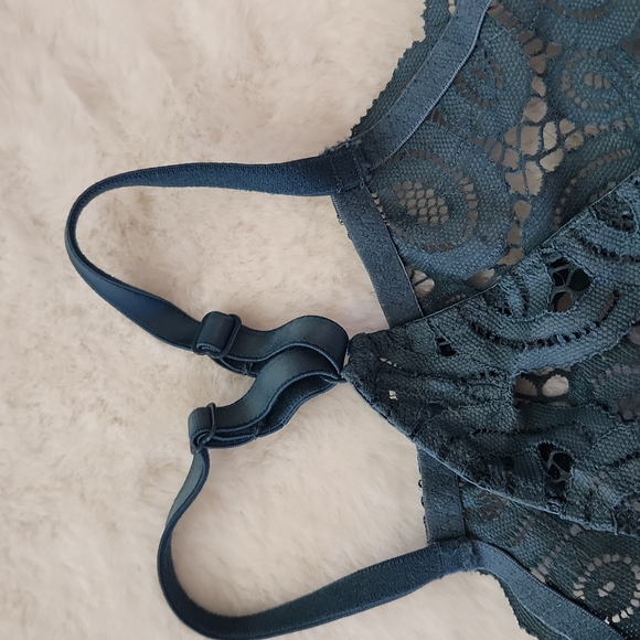 Pink by Victoria's Secret Push_Up Floral Lace Bralette Size Small - Picture 10 of 10